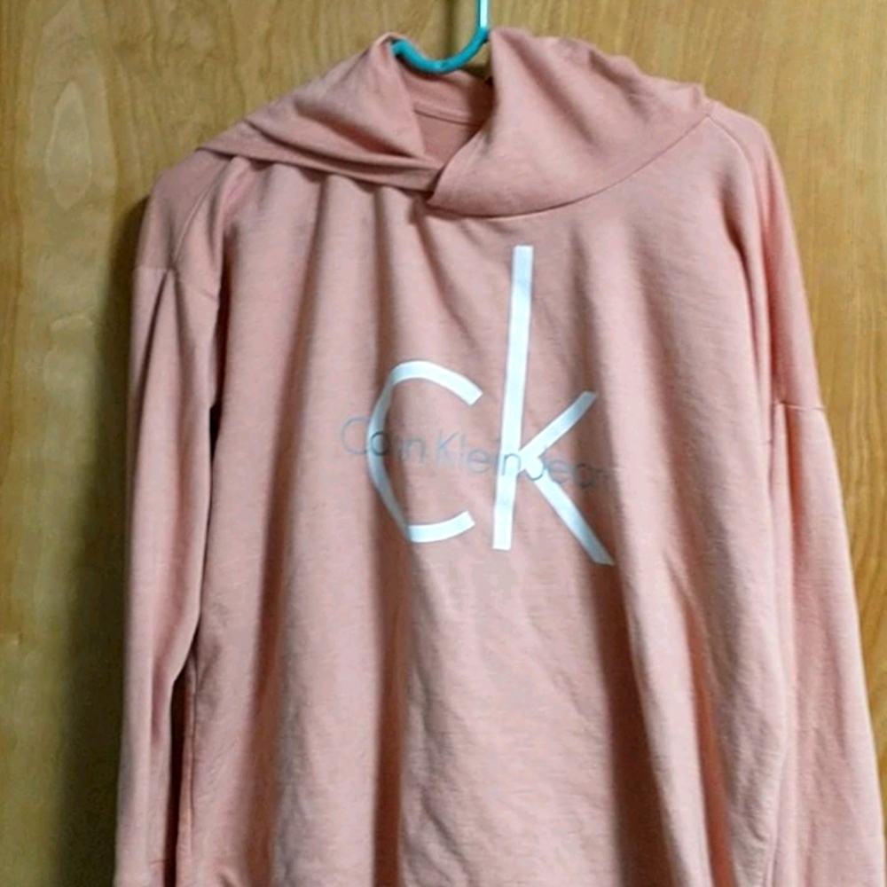 Sweater - Picture 1 of 2